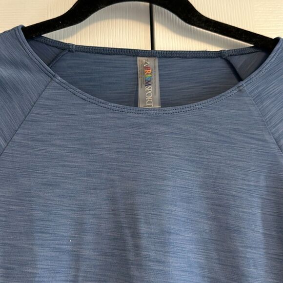 PrismSport Women’s Blue Venti Long Sleeve Top - Picture 4 of 8